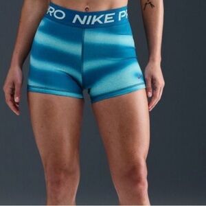 New!! Nike Pro women's 3" shorts